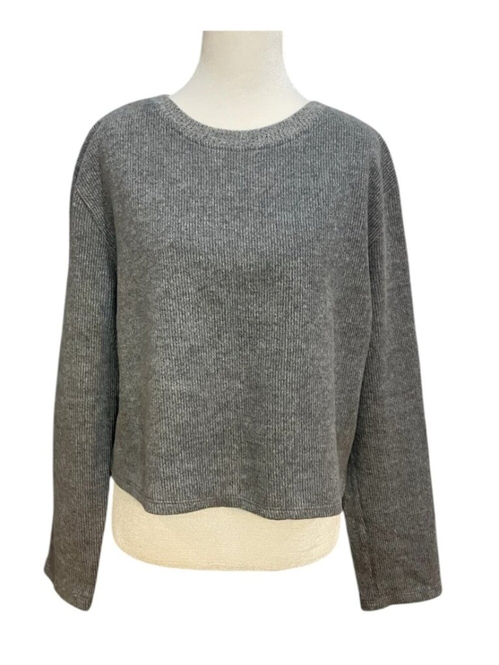 Gray Cropped Knit Sweater - Picture 1 of 3